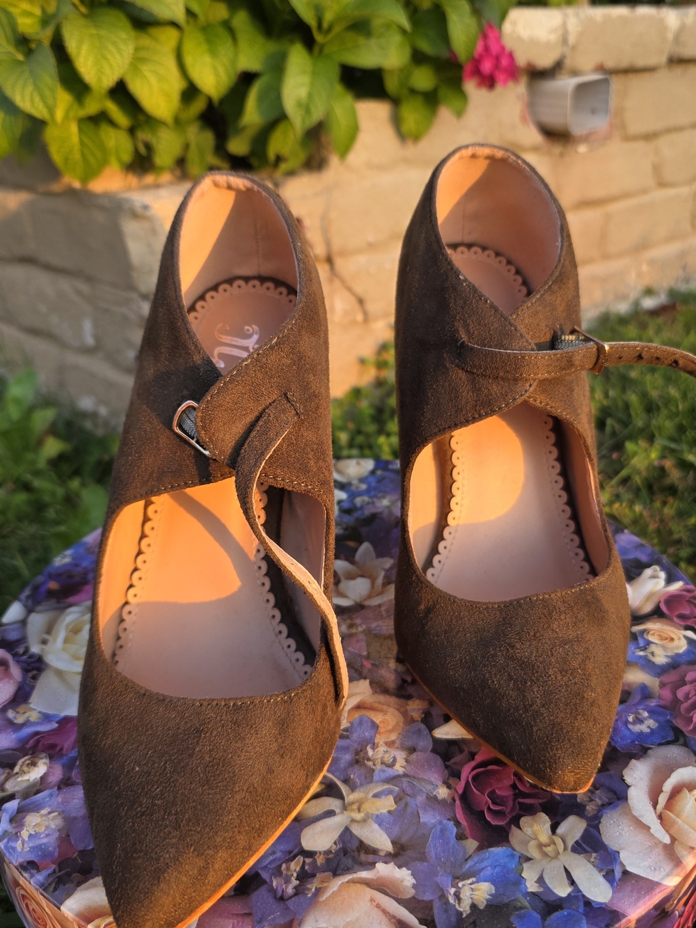 Pointed-Toe Brown/Olive Suede Mary Jane Heels with Strap